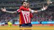 Pocho Guzmán celebra un gol con Chivas (Imago7)