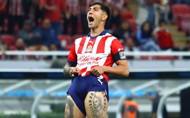 Pocho Guzmán no podía creer lo que estaba ocurriendo (Foto: Imago7)