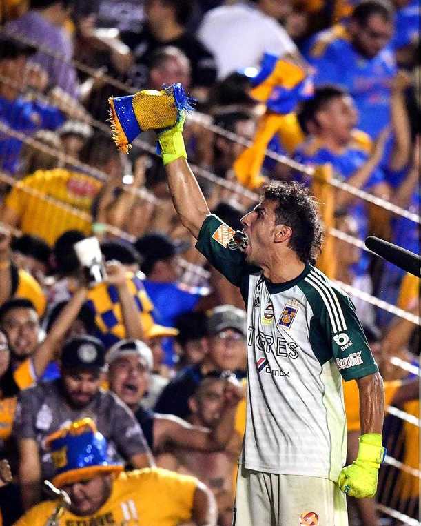 Nahuel Guzmán tiene su nombre grabado en la historia (Foto: X @PatonGuzman)