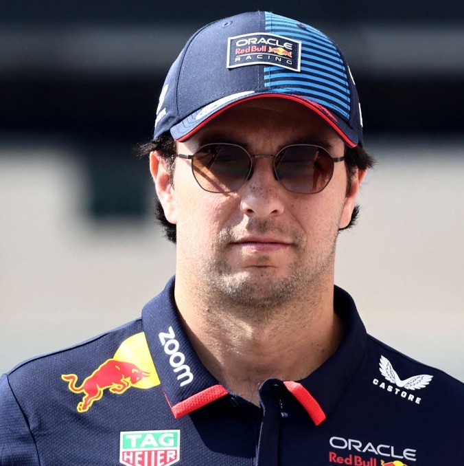 Checo Pérez dejó de ser piloto de Red Bull en F1 (Reuters)