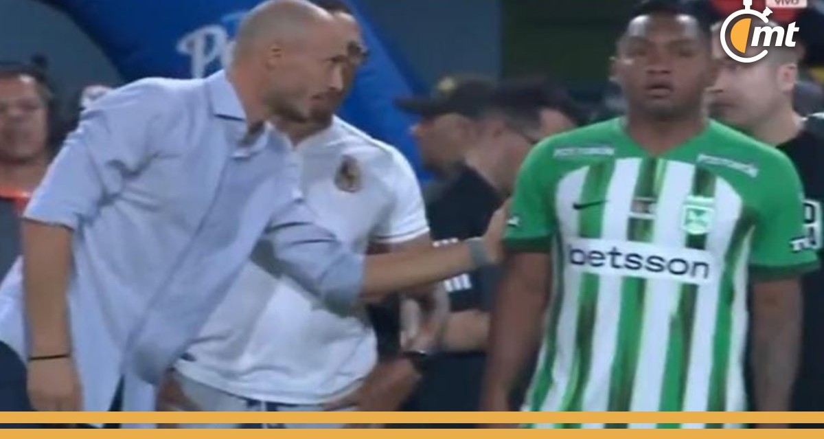 Alfredo Morelos, insulta a jugador del Nacional en pleno partido (Foto: Captura @AlfonsoH)