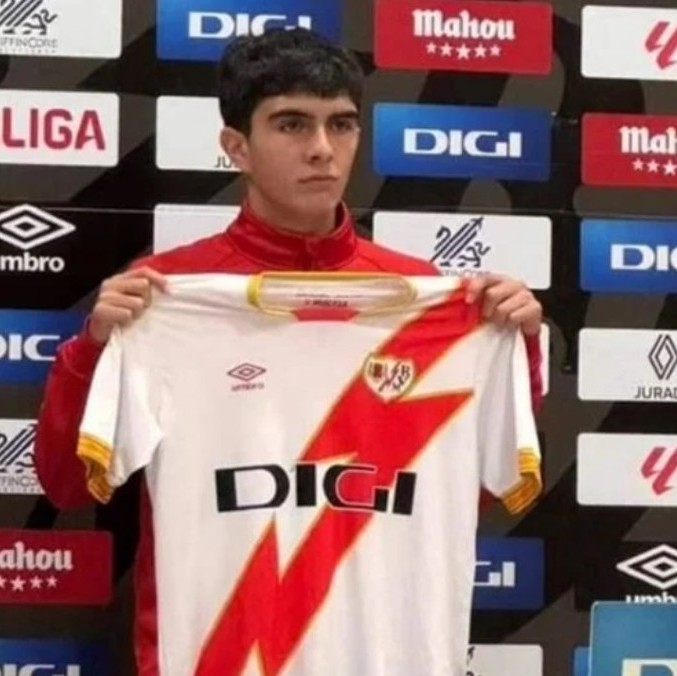 Andre Bayardo jugará con Rayo Vallecano (Foto: @club_deportivo_oro)