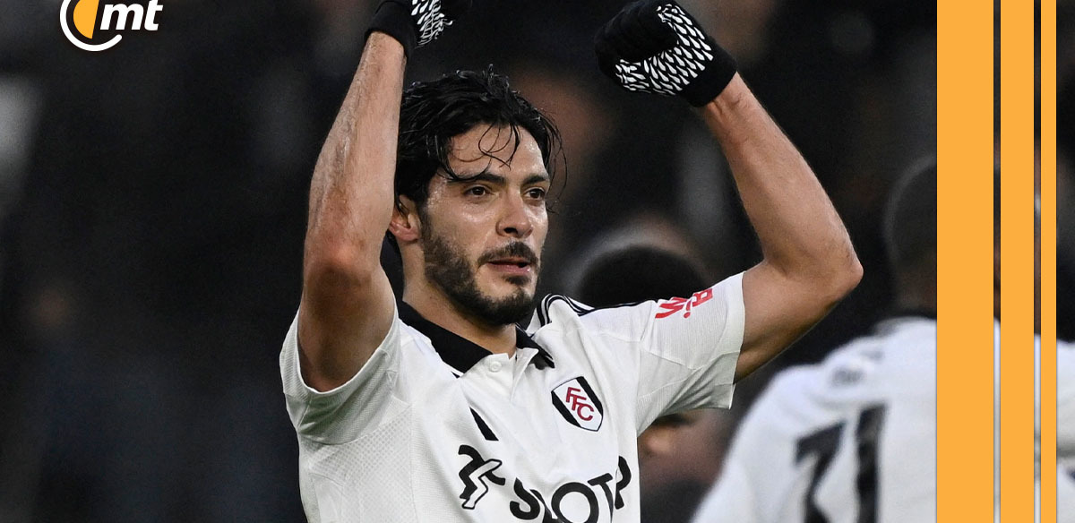 Raúl Jiménez celebró su récord en Premier League. (Foto: Reuters)