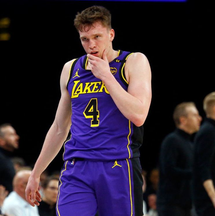 LeBron James aseguró que 16 equipos la "cagaron" en no escoger a Dalton Knetch (Reuters)