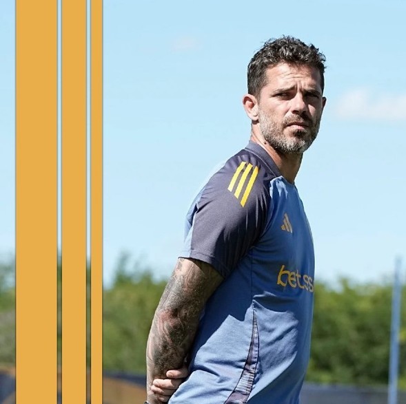Fernando Gago y Marcelo Gallardo con sus respectivos equipos (Foto:@BocaJuniors/RiverPlate)