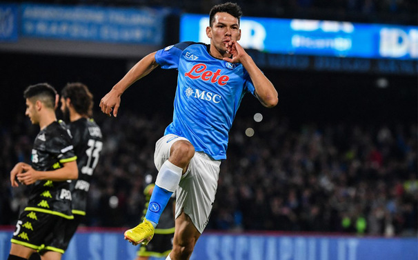 Chucky Lozano llegó al Napoli en 2019. (FOTO: AFP)