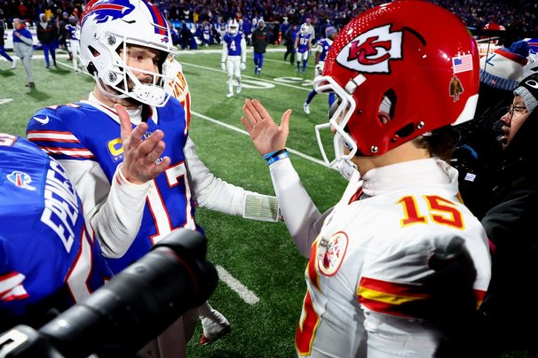 Allen y Mahomes son buenos colegas pese a su rivalidad (@NFL)
