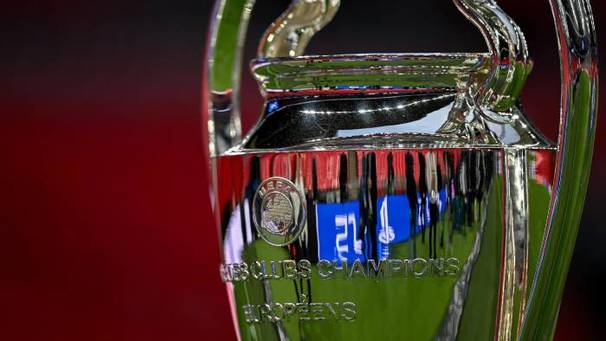 Aspecto del trofeo de la Champions League (UEFA)