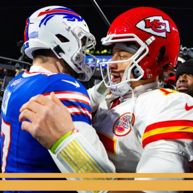 Patrick Mahomes y Josh Allen se saludan tras un juego (Reuters)
