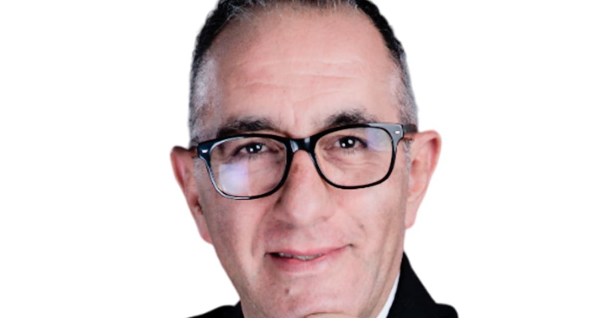 Imagen Columna de Francisco Arredondo