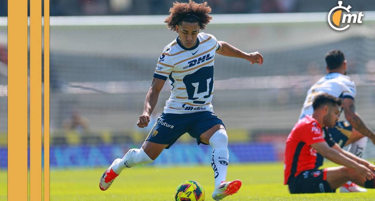 Carrasquilla conduce el balón ante el Atlas (Imago7)