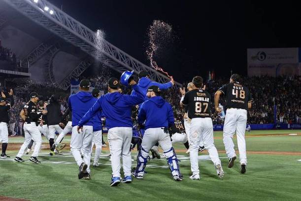 Festejos de Charros en el Panamericano (@charrosbeisbol)