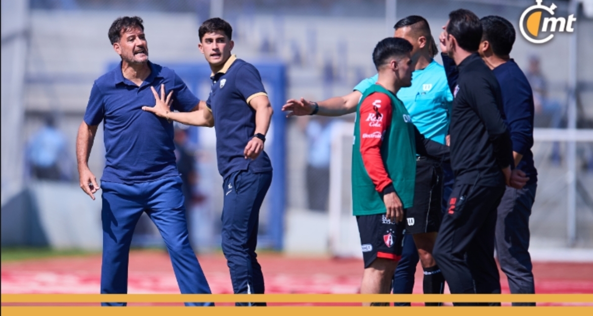 Pelea entre Lema y Pineda (Foto: MexSports)