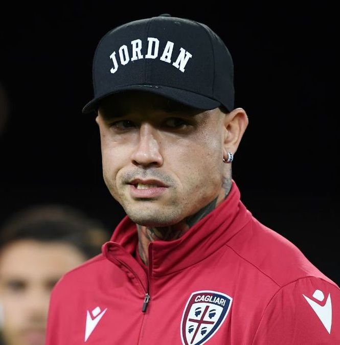 Radja Nainggolan se someterá a un proceso legal (Reuters)
