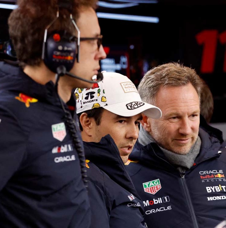 Christian Horner exige resultados a Checo Pérez. (Foto. AFP)