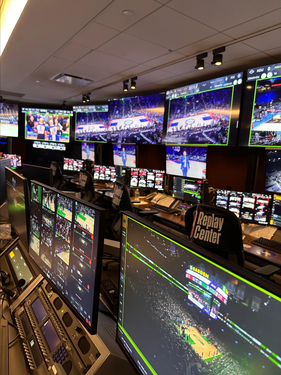 NBA Replay Center (Cortesía: Amazon Prime)