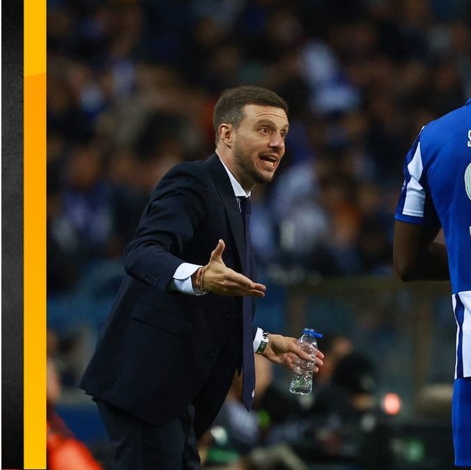 Martín Anselmi sumó su tercer partido sin ganar, aunque -ante la Roma- no fue un mal resultado (Reuters)