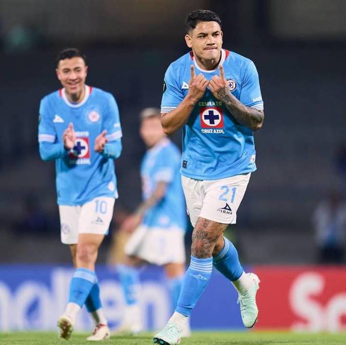 Toro Fernández metió doblete ante el Real Hope (Mexsport)