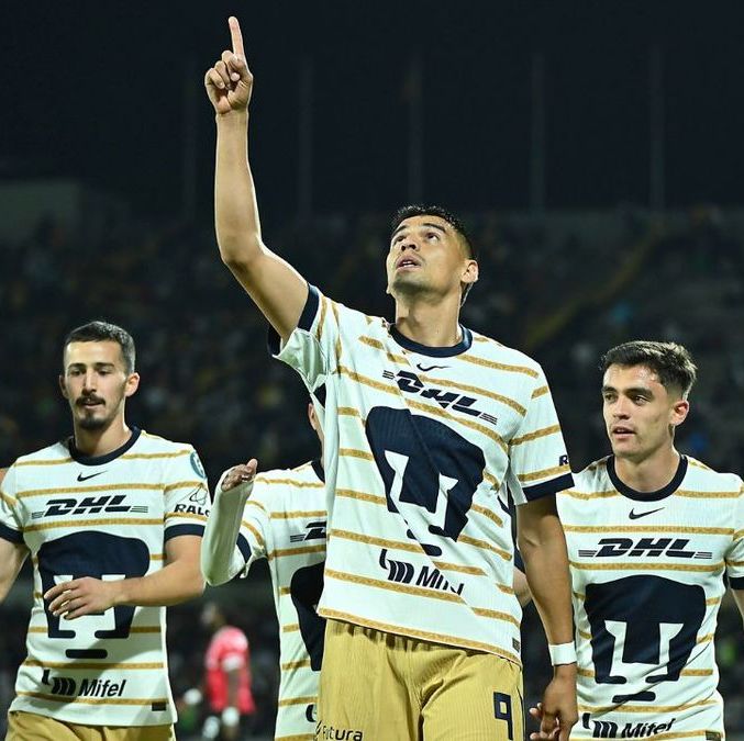 Guillermo Martínez ingresó de cambio y le dio aire a Pumas (Imago7)