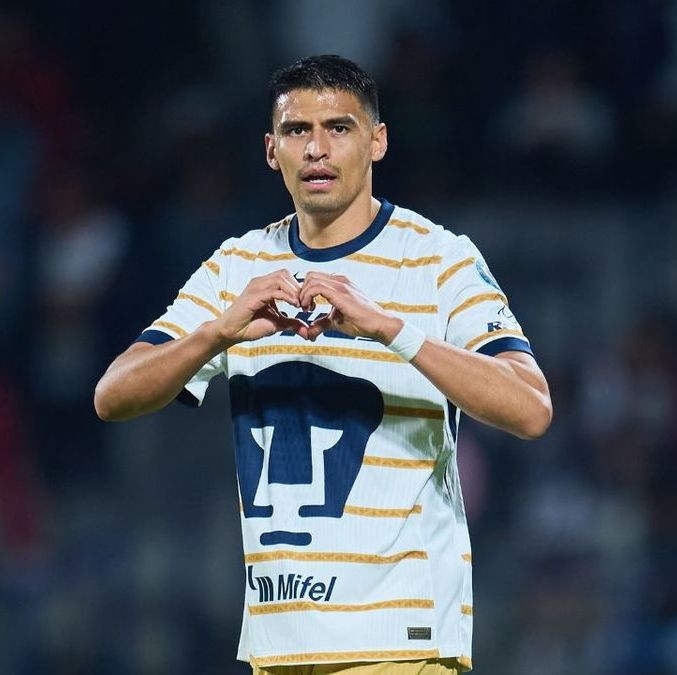 Guillermo Martínez le dio a Pumas el pase a los Octavos de Concachampions (Imago7)