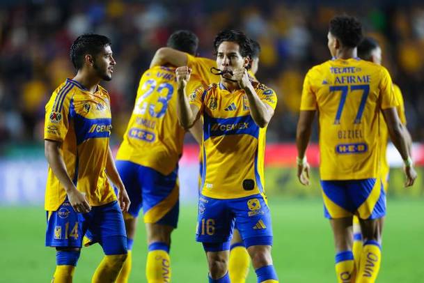 Diego Lainez tras anotar a Cruz Azul (Imago7)