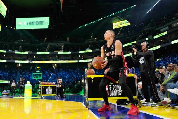 Tyler Herro, en el concurso de triples (Reuters)