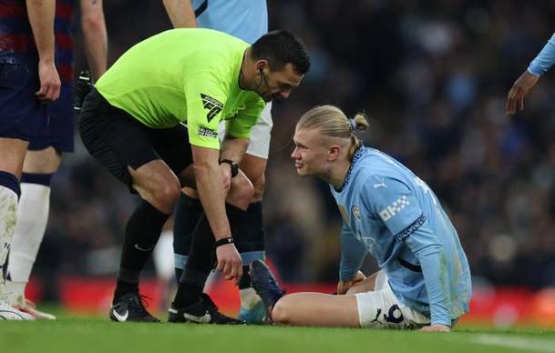 Haaland se adolece en un juego del City (Reuters)