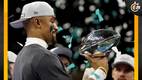 Jalen Hurts carga el Vince Limbardi (AFP)