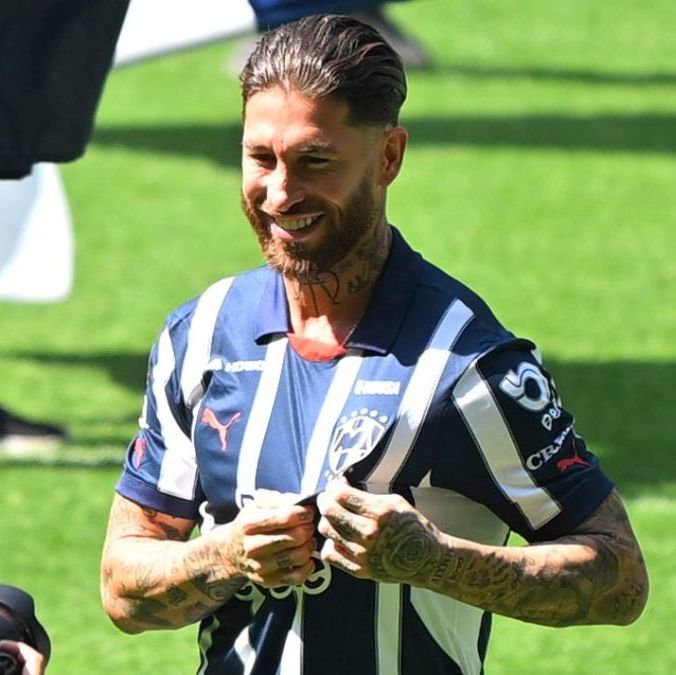 Sergio Ramos en su presentación en el Estadio BBVA (Imago7)