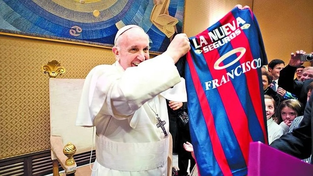 El papa Francisco ha seguido al San Lorenzo sin importar ganen o pierdan. Foto: MinutoUno