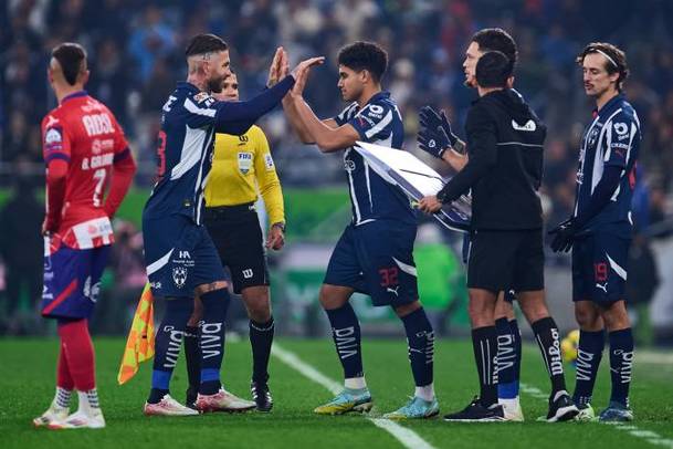 Sergio Ramos sale de cambio con Rayados (Imago7)