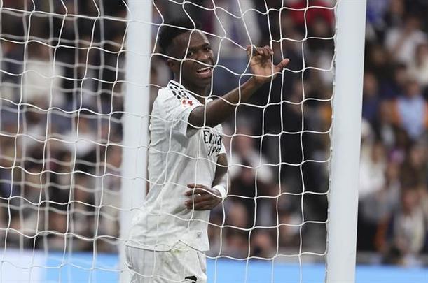 Vinícius Jr. se lamenta en un juego del Real Madrid (EFE)