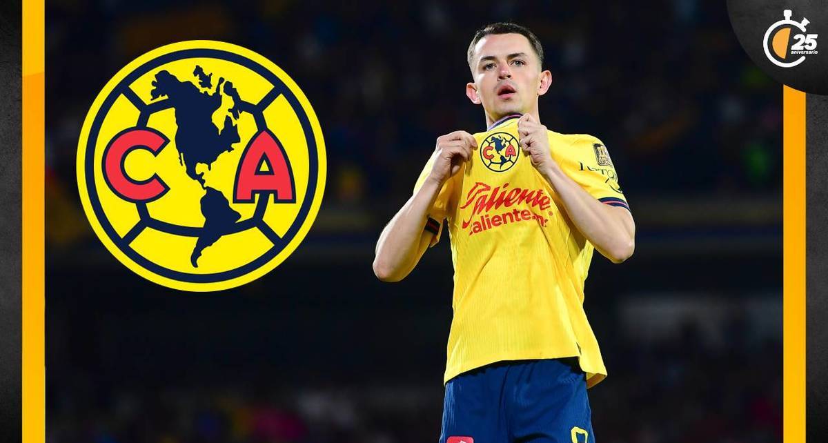 Álvaro Fidalgo presume el escudo de América en CU (Mexsport)
