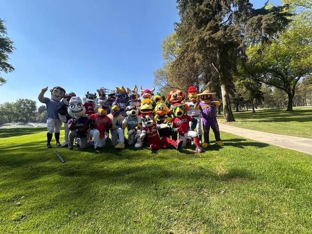 Liga Mexicana de Béisbol celebra su centenario con un torneo de golf