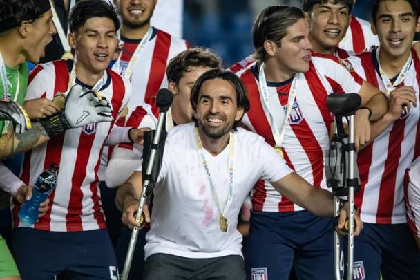 Gerardo Espinoza, tras ganar la Liga de Expansión MX con Tapatío (Imago7)