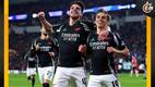 Trossard y Rice celebran un gol al PSV (Reuters)