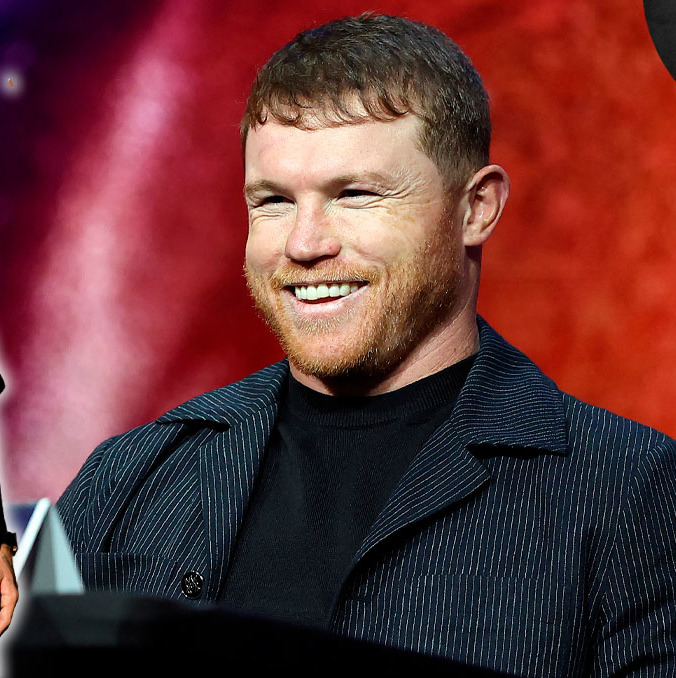 Canelo Álvarez minimizó a Jake Paul. (Fotos: AFP e Instagram @jakepaul)