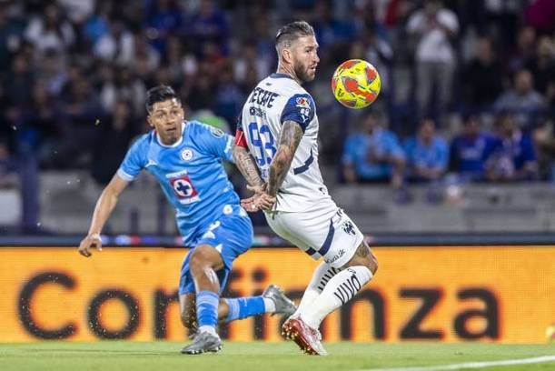 Sergio Ramos en el Cruz Azul vs. Monterrey (Mexsport)