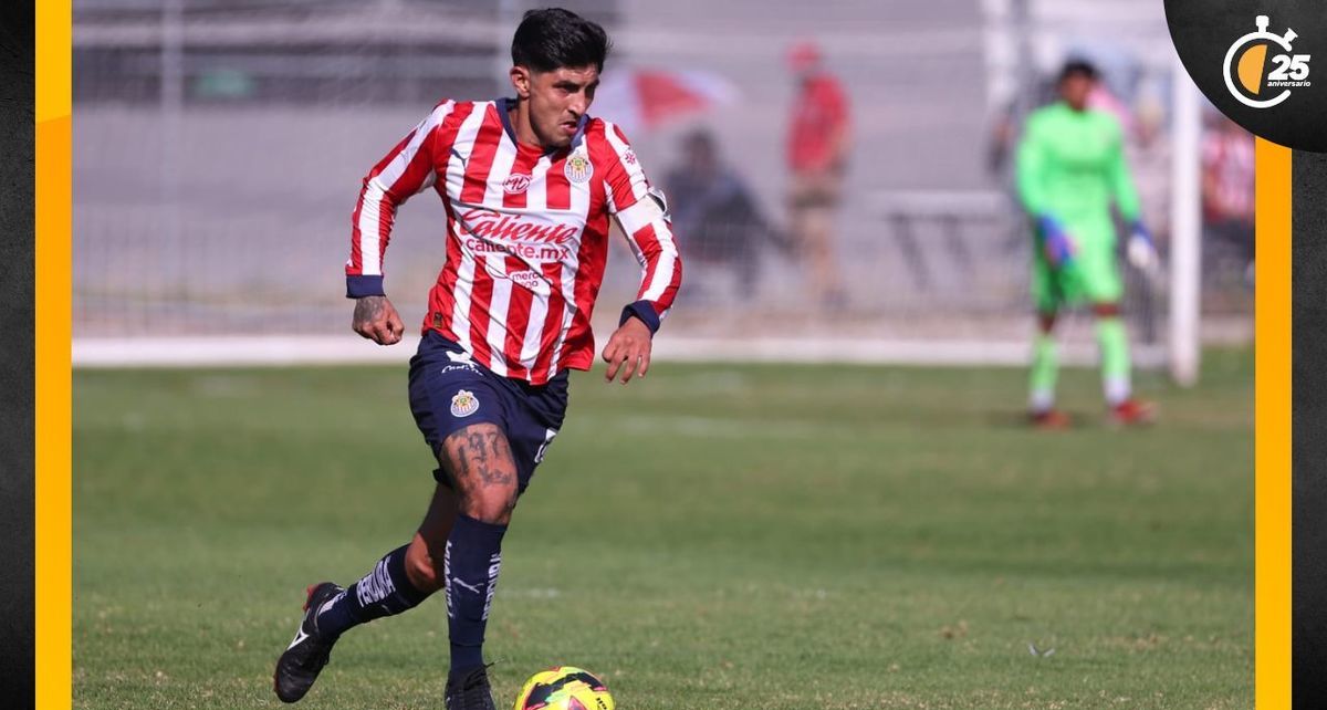 Víctor Guzmán disputó 58 minutos con la Sub-23 de Chivas (Chivas)