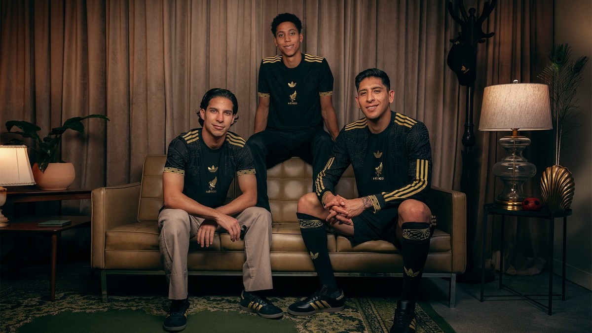 Así lucen Diego Lainez, Ozziel Herrera y Edson Álvarez con la nueva playera de la Selección Mexicana (Cortesía)
