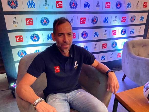 Chelito Delgado en el watch party del PSG vs. Marsella (Édgar Malagón)
