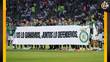 Jugadores de León y su pancarta antes de enfrentar a Pumas (Imago7)