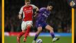 Raúl Jiménez en el duelo entre Fulham y Arsenal (AFP)