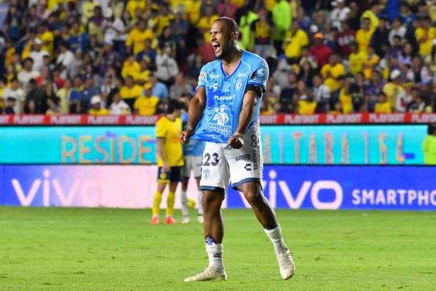 Salomón Rondón celebra ante el América (Imago7)