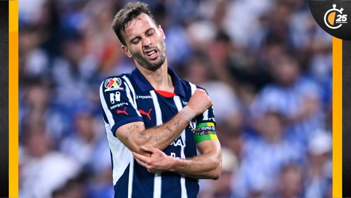 Sergio Canales se lesionó al quebrar una puerta de cristal. (Foto: Mexsport)