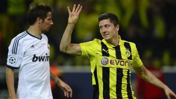 Lewandowski festeja en 2013 ante Real Madrid (AFP)