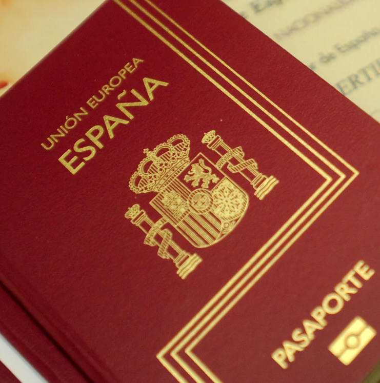 Los mexicanos pueden obtener el pasaporte español, hay apellidos que lo hacen más fácil. (Foto: EFE)