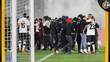 El encuentro entre Colo Colo y Fortaleza terminó siendo un caos (AFP)