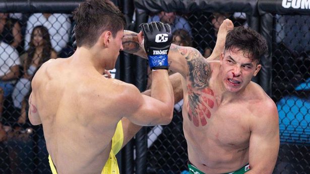 Méndez (derecha) demostró que tiene el corazón de un león en su debut profesional en MMA con COMBATE GLOBAL