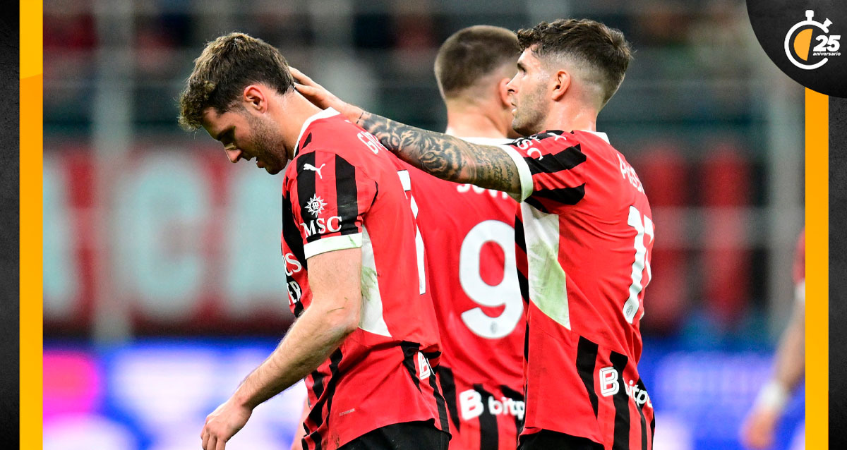 Santiago Gimenez se lesionó ante Fiorentina. (Foto: Reuters)